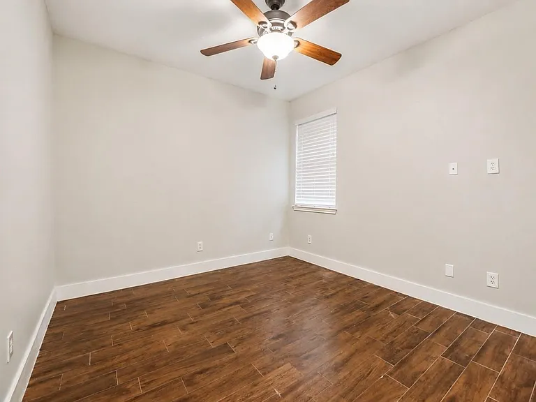 23911 River Place Dr — Photo 16