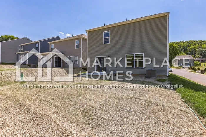 702 Newtons Way — Photo 29