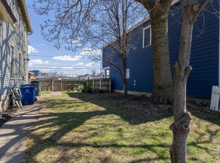 1152 Summit St, Columbus, OH 43201