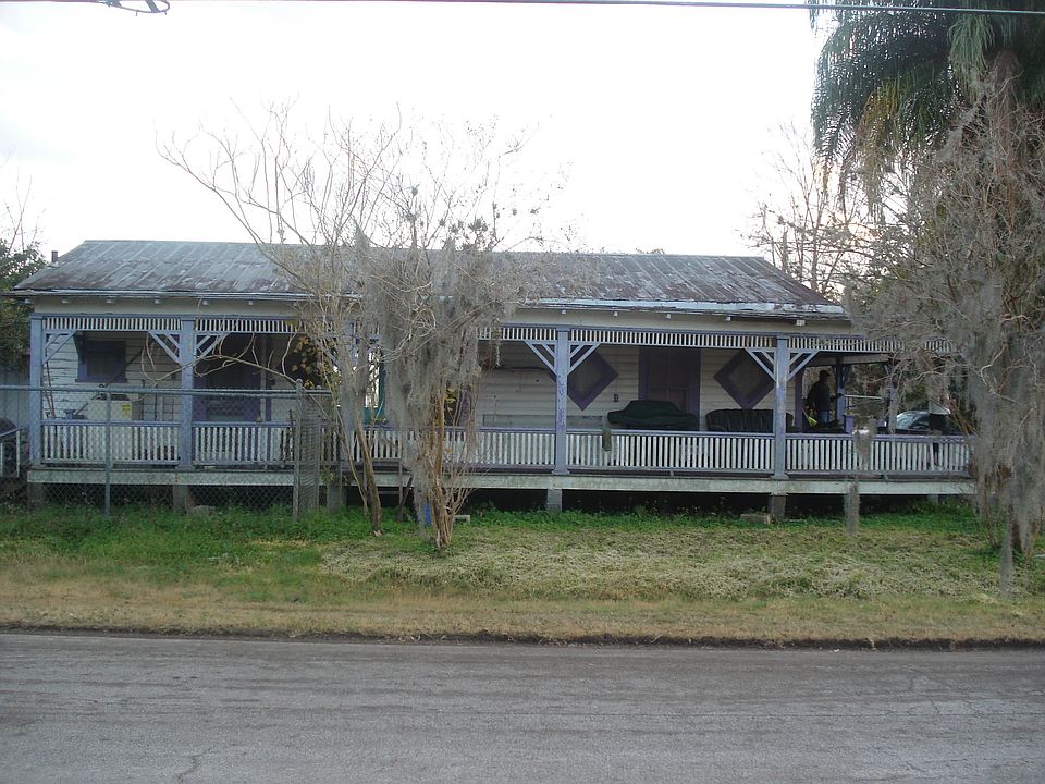 1st image of 901 Orange Ave
