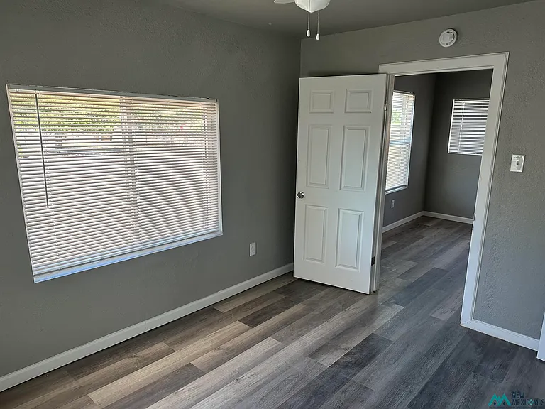 1009 S Lea Ave — Photo 11