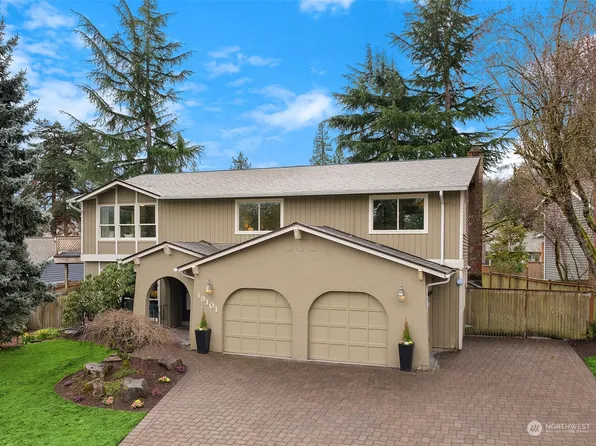 19101 SE 44th Way, Issaquah, WA 98027