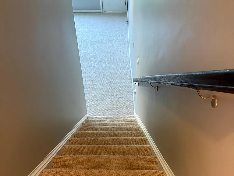 113 Gretchen Ct — Photo 32