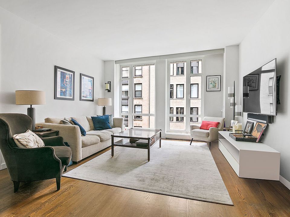 133 West 22nd Street, Apartments for rent in Chelsea