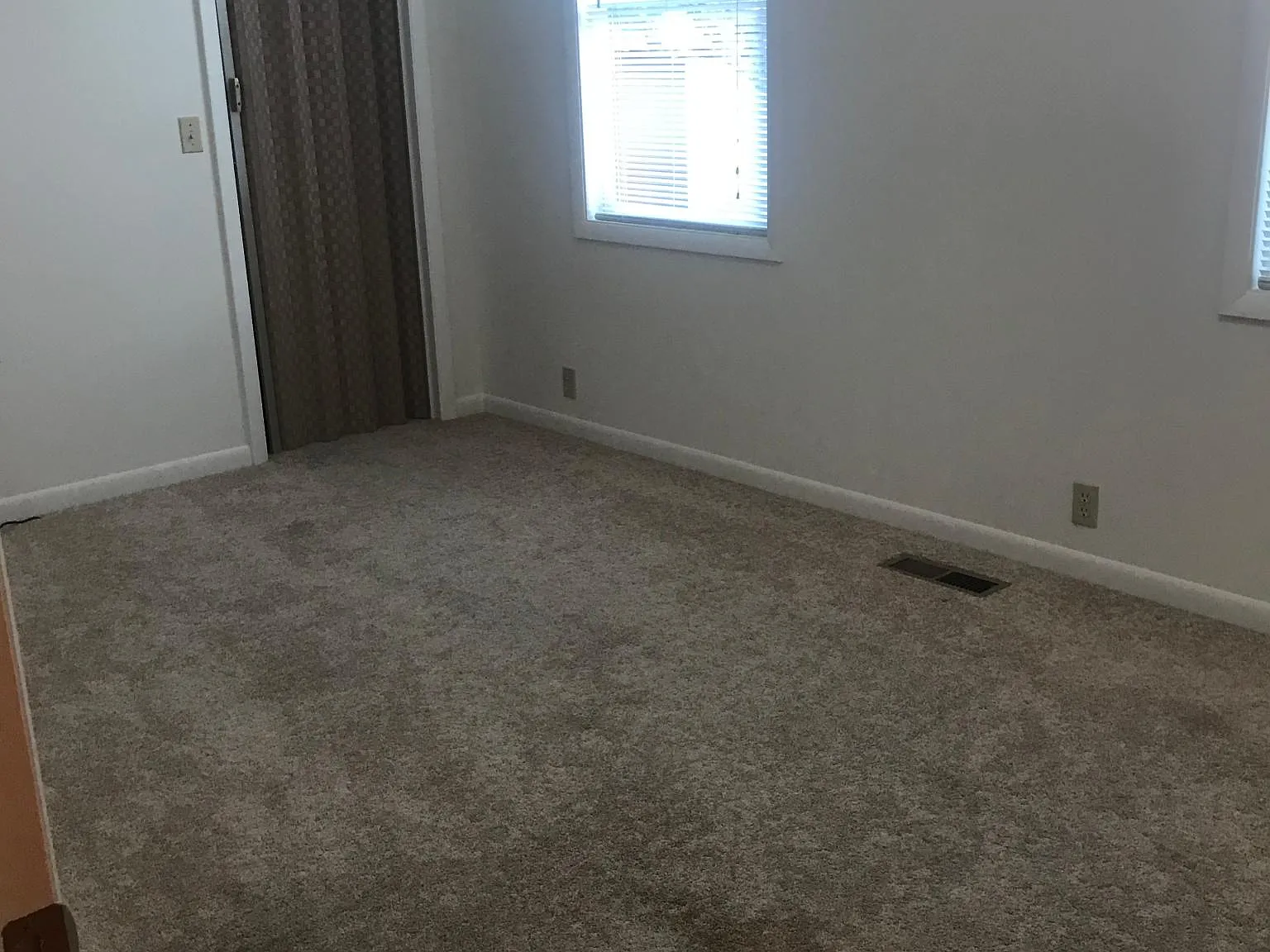 1175 Avenue B — Photo 4