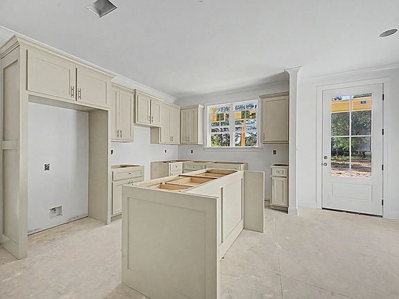 4th image of 575 White Pond Rd