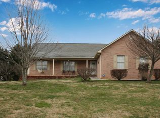 1022 Lola Ln, Walland, TN 37886