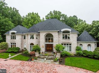 11712 Lake Potomac Dr, Rockville, MD 20854