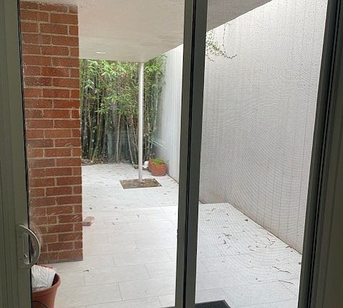 5th image of 904 Hilldale Ave #3