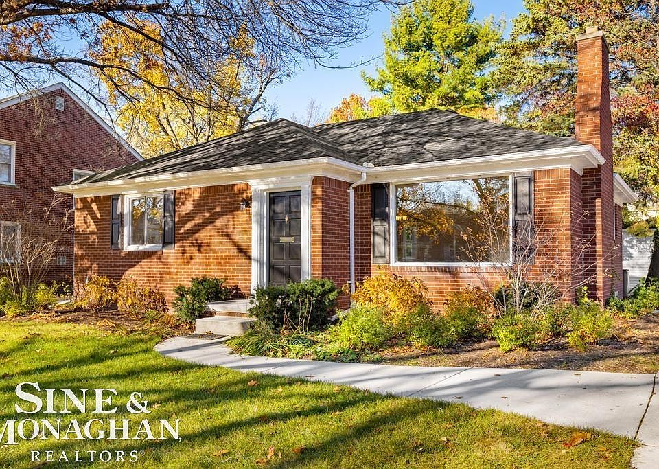 350 Ridgemont Rd, Grosse Pointe Farms, MI 48236 Zillow