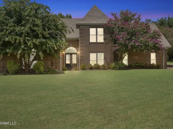 3490 Plum Point Dr E, Olive Branch, MS 38654