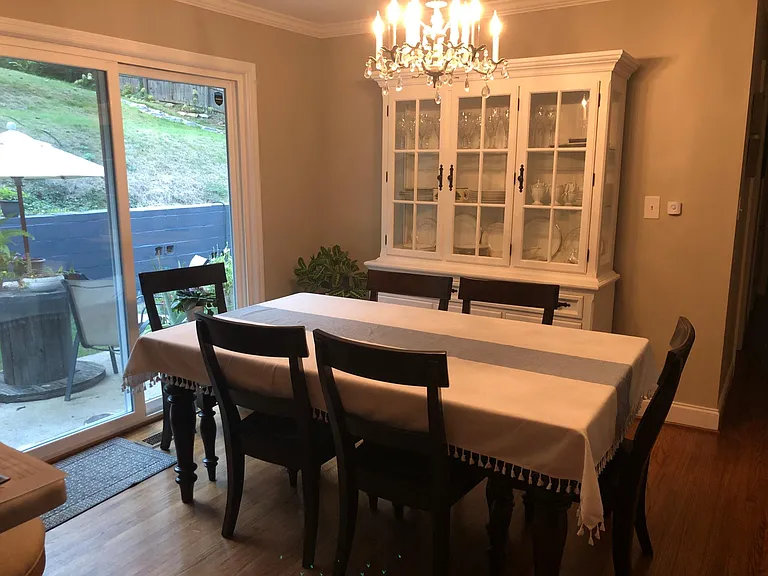 4641 Clairmont Ave — Photo 3