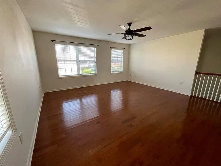 6250 Galleon Dr — Photo 5