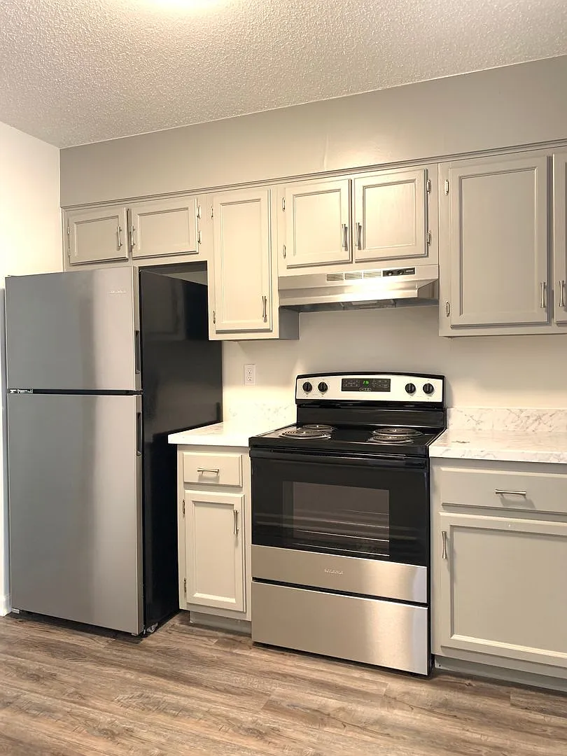 2 Bed 1.5 Bath Condo-Just Renovated! — Photo 1