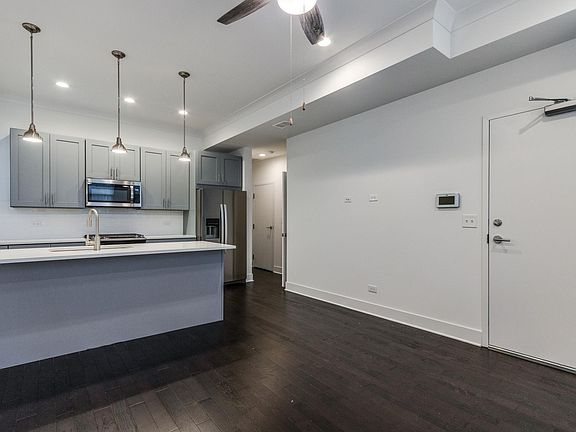 3rd image of 161 W Schiller St APT 4
