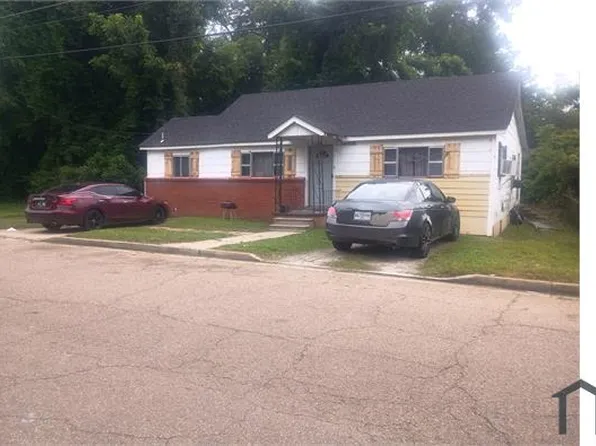1727 Military Ave, Vicksburg, MS 39180