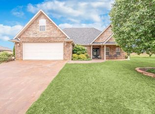 590 Ray St, Pea Ridge, AR 72751