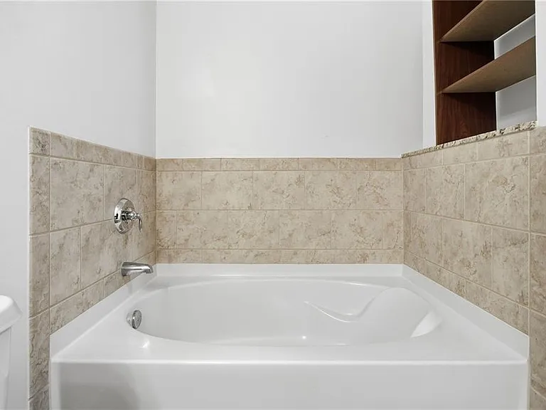 855 Peachtree St NE #1813 — Photo 40