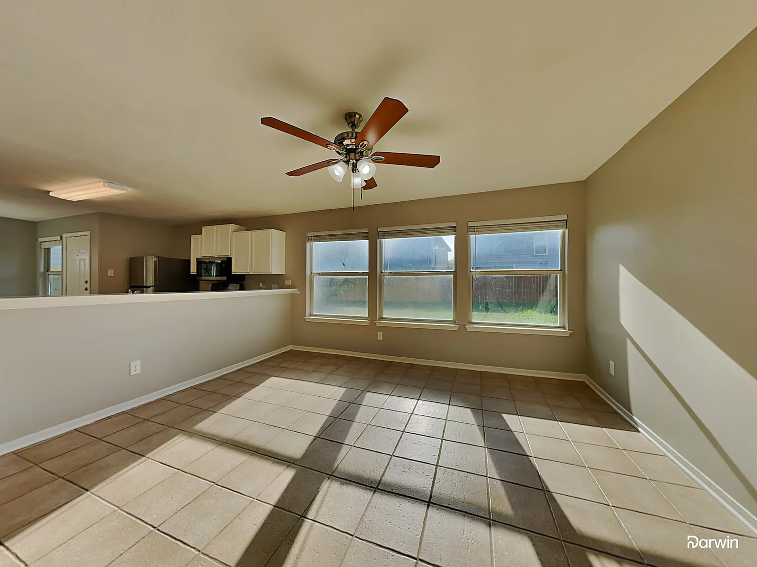 3 bed, 2.5 bath, 1552 sqft, $2,030 — Photo 4