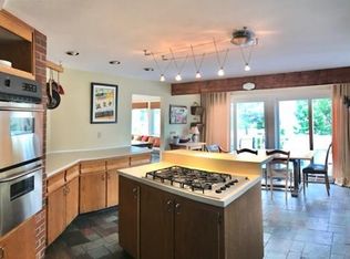 74 Willow Rd, Nahant, MA 01908