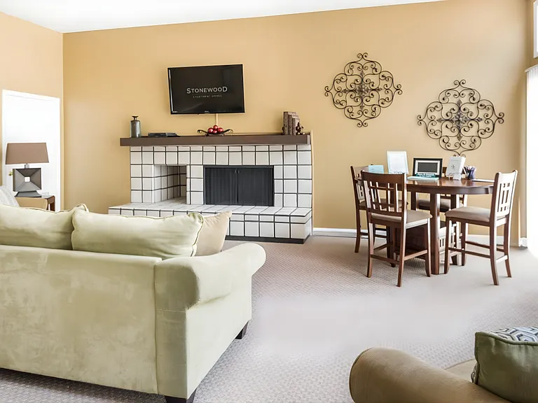 Stonewood Apartments — Photo 16