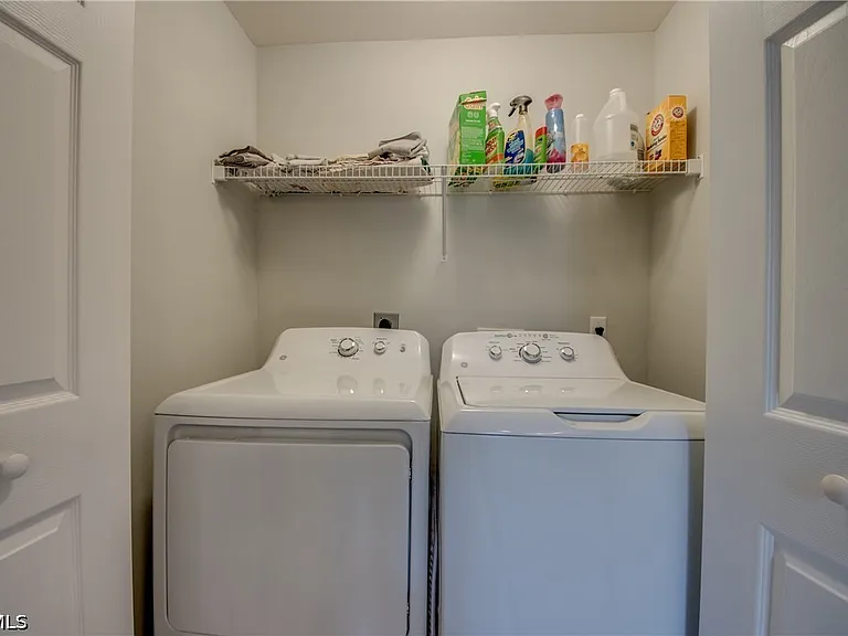 15472 Admiralty Cir #2 — Photo 42