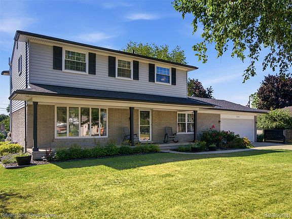 2nd image of 2135 Wayward Dr