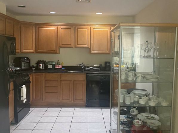 2443 Massachusetts Ave #6