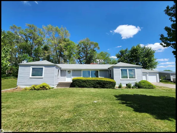 55864 Olive St, Atlantic, IA 50022