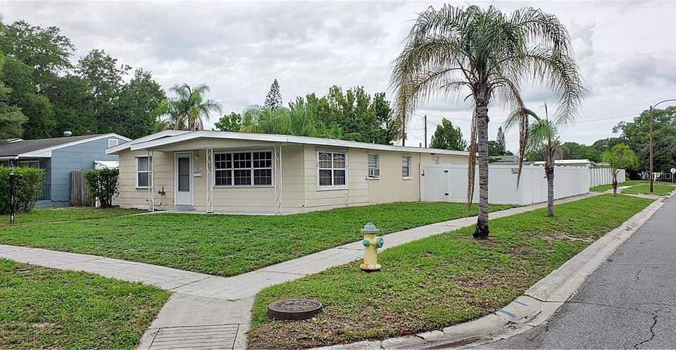 1st image of 701 49th Ave N