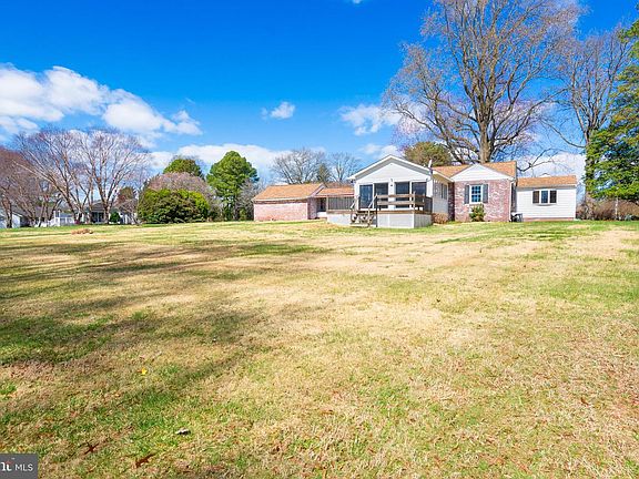 3rd image of 8987 Glebe Creek Rd