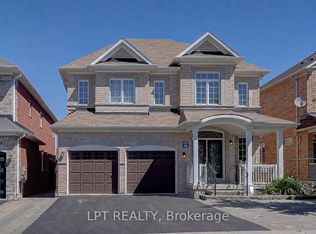 1168 McTavish Dr, Newmarket, ON L3X0A7