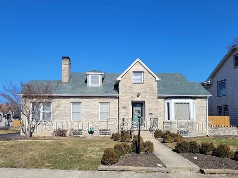 3128 Ellis Pl — Photo 2