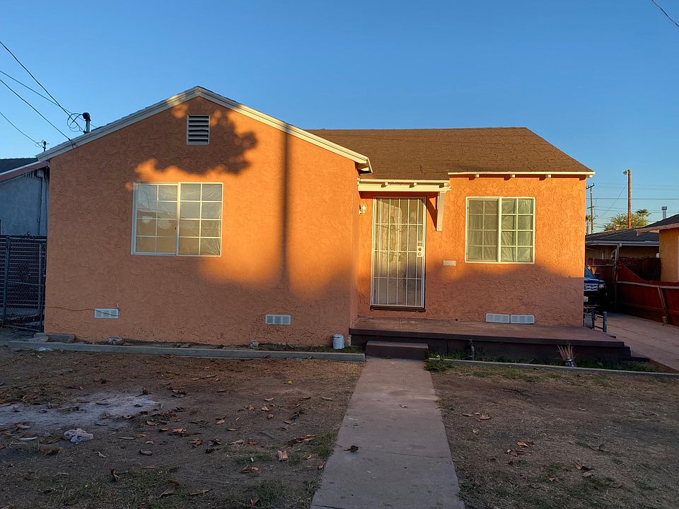 1st image of 208 N Poinsettia Ave