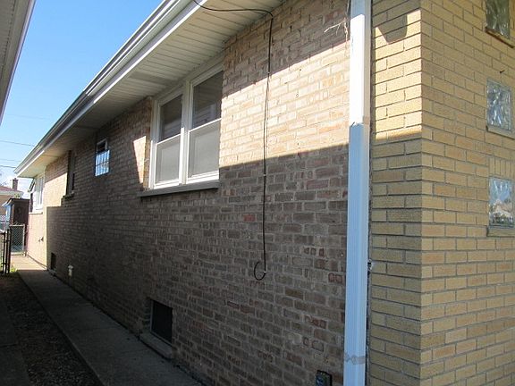 3rd image of 7015 W Agatite Ave