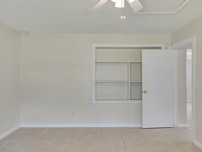 201 N Orange St — Photo 38