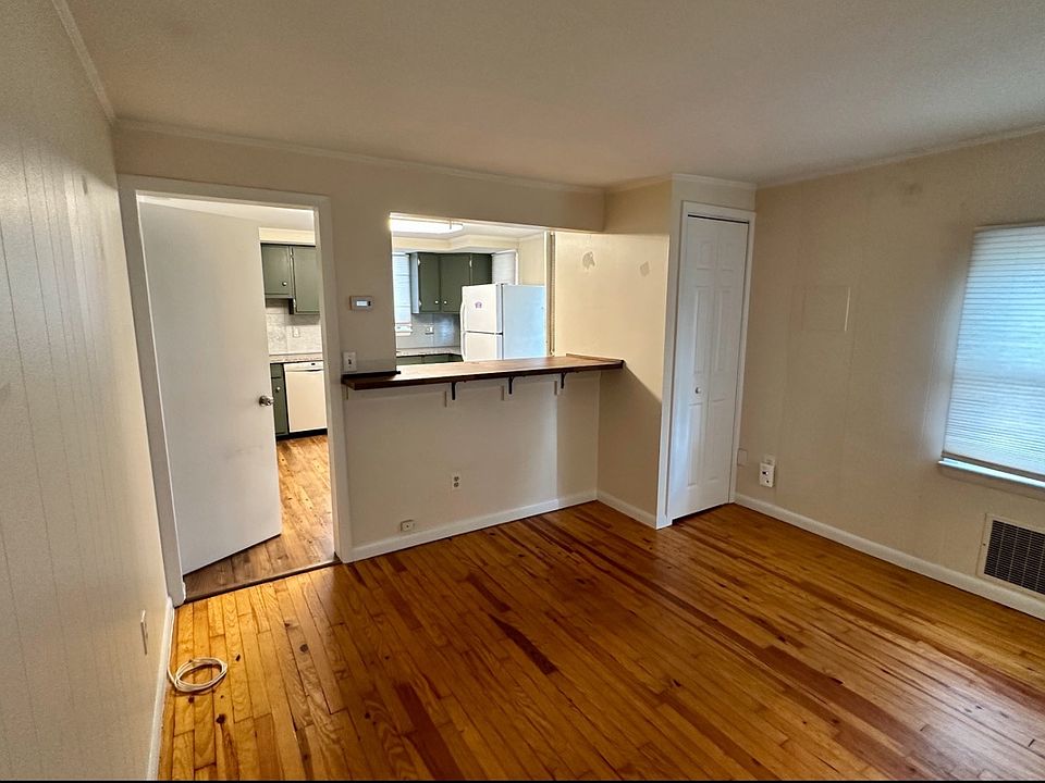 2nd image of 32-46 Spicer Ave