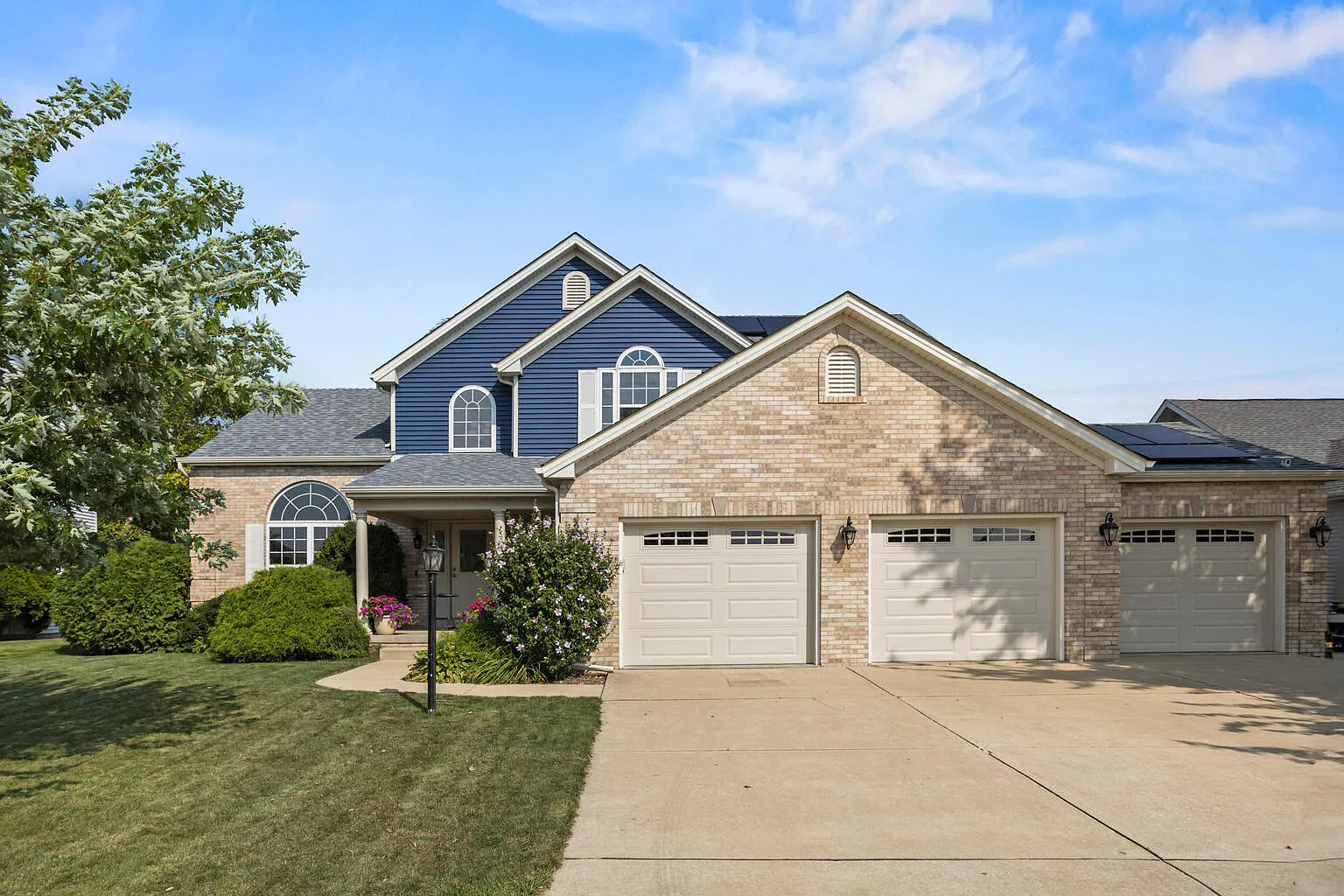 2930 E Stone Creek Blvd photo 1