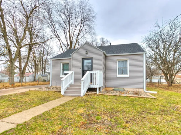 2912 Cleveland Ave, Des Moines, IA 50317