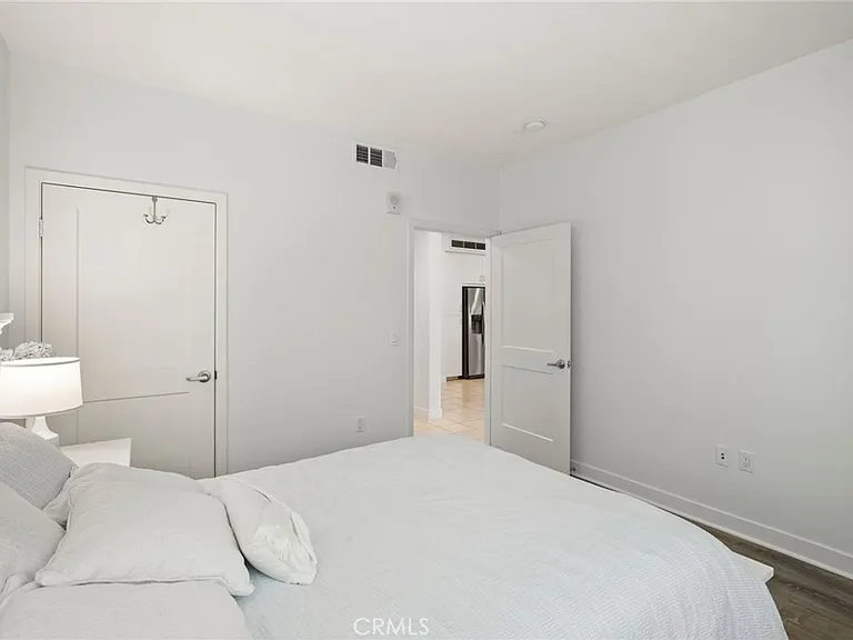 1218 Nolita — Photo 23