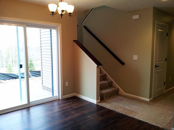 4th image of 1808 N Creek Cir