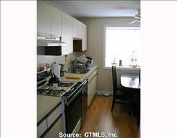 2nd image of 210 Skyview Dr