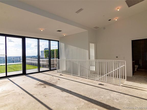5th image of 5500 Island Estates Dr #Penthouse 7