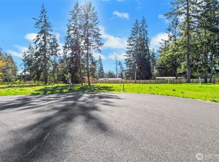19610 95th Avenue Ct E, Graham, WA