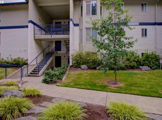 5142 SW Multnomah Blvd APT F, Portland, OR 97219