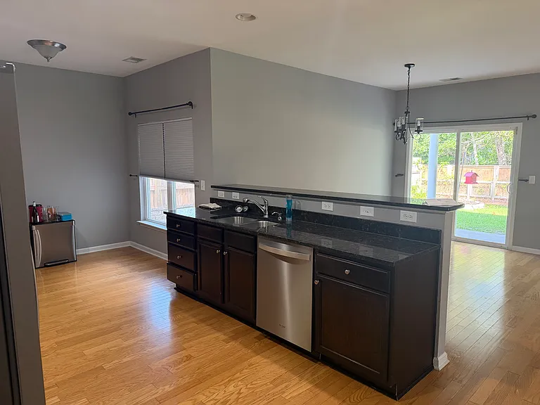 2047 Chilhowee Dr — Photo 5
