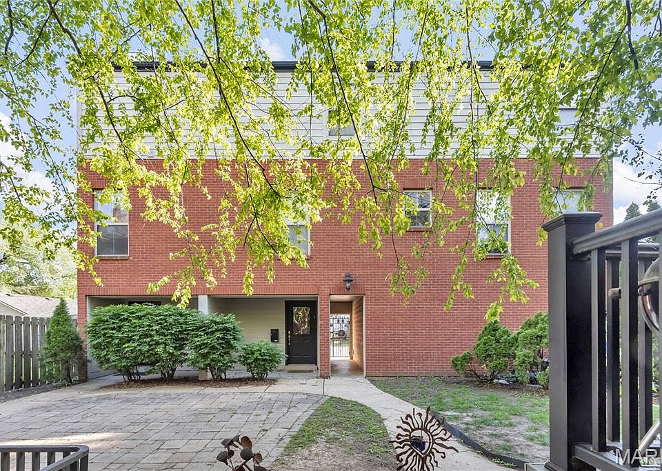 1st image of 4218 W Pine Blvd #4