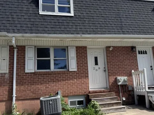 208 Aster Ln, Forest Hill, MD 21050