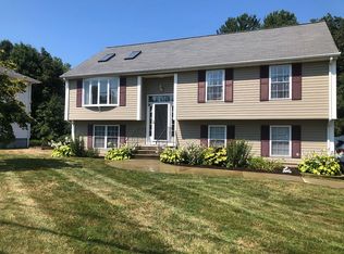 2372 Diamond Hill Rd, Cumberland, RI 02864