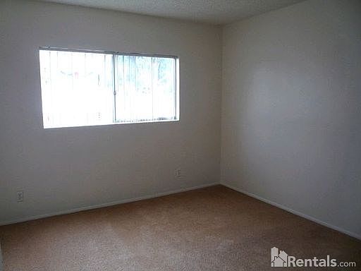 2nd image of 2280 Primrose Ave APT 5